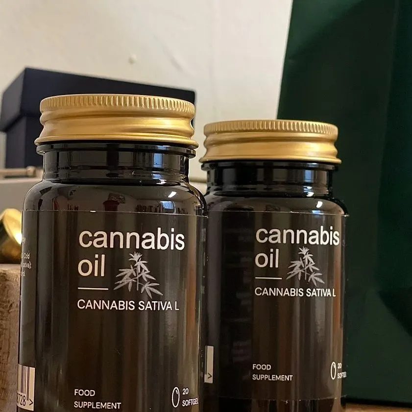 Cannabis Oil — imagine 1
